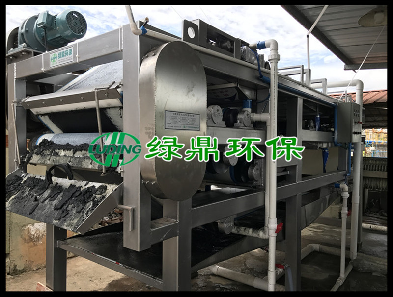 印染帶式壓濾機(jī)#廣州番禺印染水洗廠使用案例現(xiàn)場(chǎng) 1