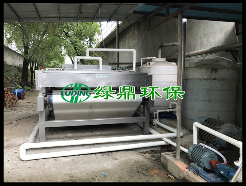 江門印染廠采購(gòu)一臺(tái)印染污泥帶式壓濾機(jī)解決污泥問(wèn)題 3