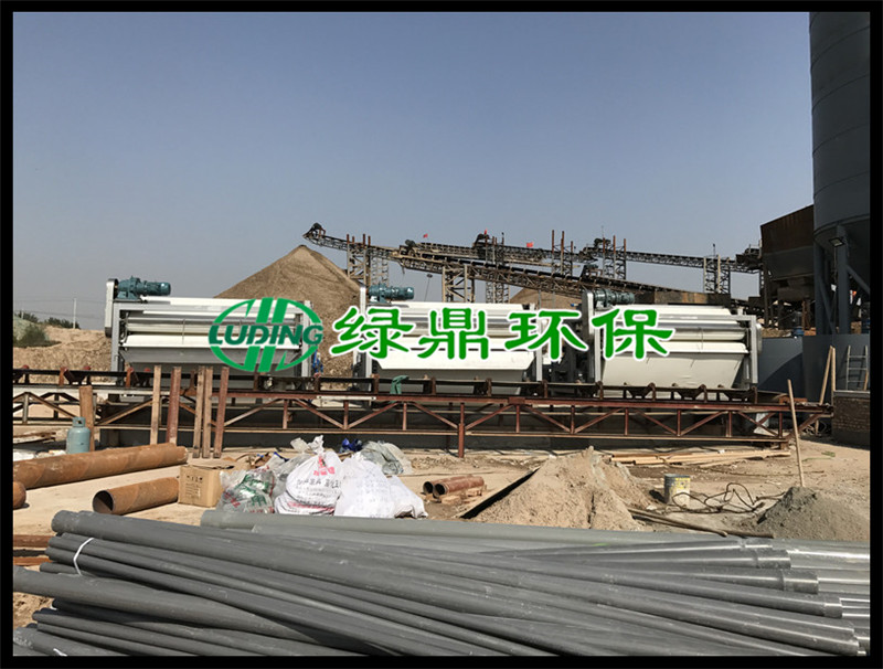 洗砂污泥壓濾機(jī)處理沙場(chǎng)泥漿（西安洗沙廠） 4