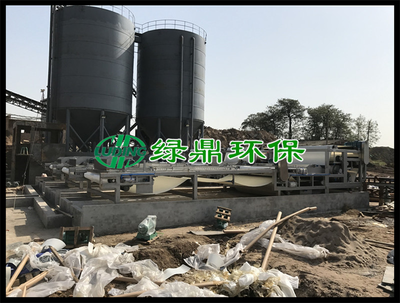 洗砂污泥壓濾機(jī)處理沙場(chǎng)泥漿（西安洗沙廠） 1
