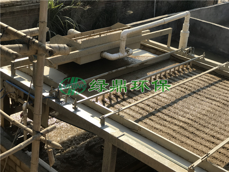 帶式壓濾機用于玉山工廠污水處理